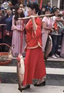 出嫁女在线观看,穿越时空的婚姻传奇  第1张